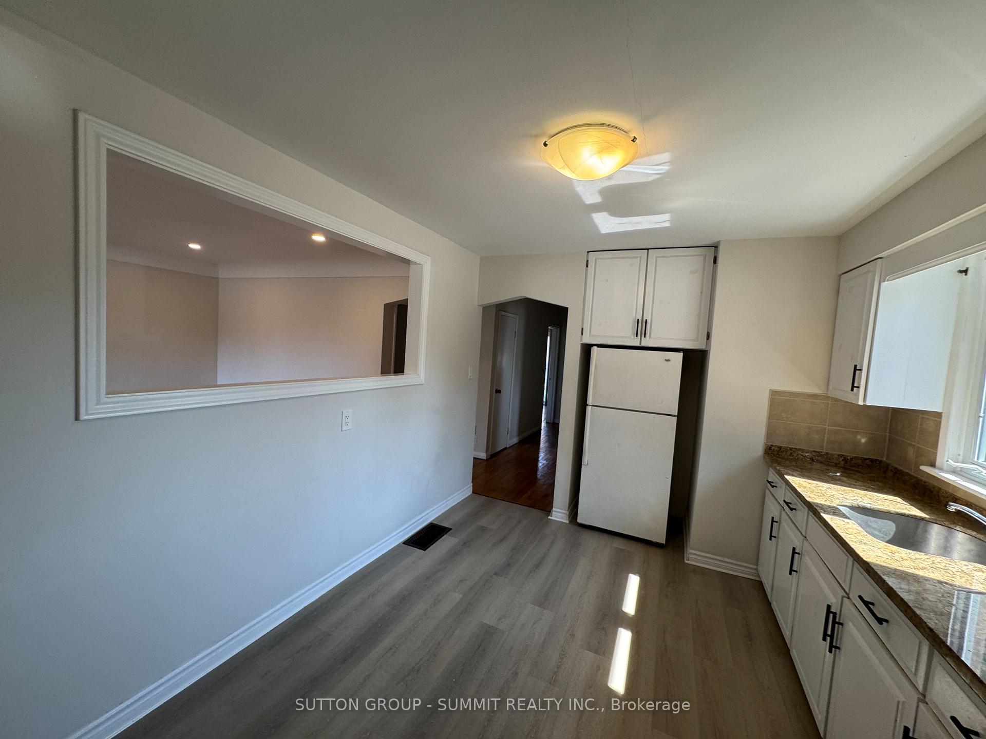 Photo 6 of Unit Main, 839 Brucedale Avenue E, Hamilton, Sunninghill — HOMEH
