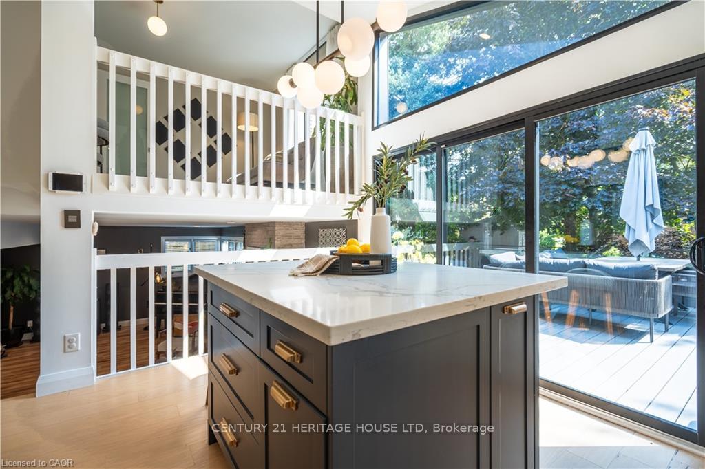 Photo 13 of 3 Casey Drive, Kitchener, Idlewood — HOMEH