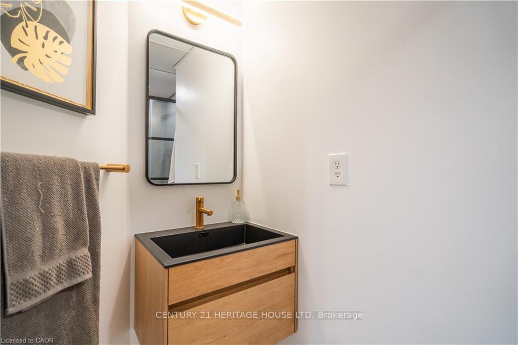 Photo 28 of 3 Casey Drive, Kitchener, Idlewood — HOMEH