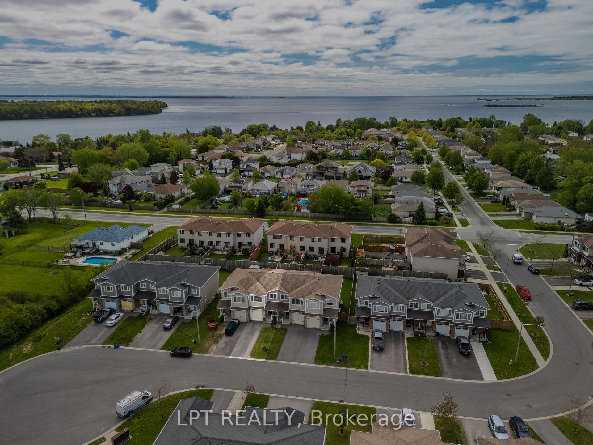 Photo 31 of 79 Amy Lynn Drive, Loyalist, Amherstview — HOMEH