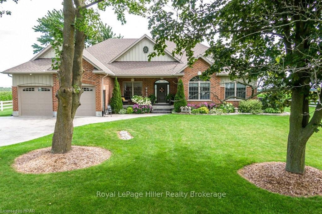 Photo 3 of 34122 Saintsbury Line, Lucan Biddulph, Lucan — HOMEH