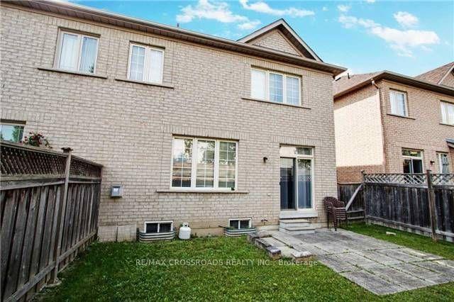 Photo 19 of 40 Summer Mist Crescent, Markham, Cachet — HOMEH