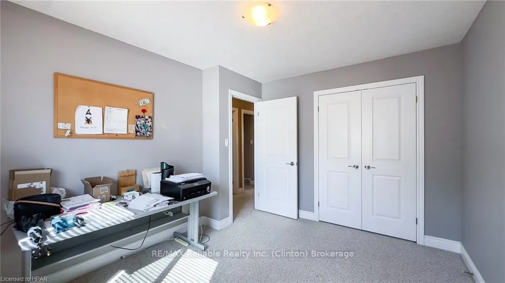 Photo 20 of 106 Watson Street, Lucan Biddulph, Lucan — HOMEH