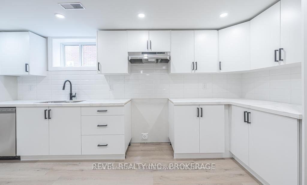 Photo 8 of Unit Lower, 33 Callie Road, Hamilton, Hill Park — HOMEH