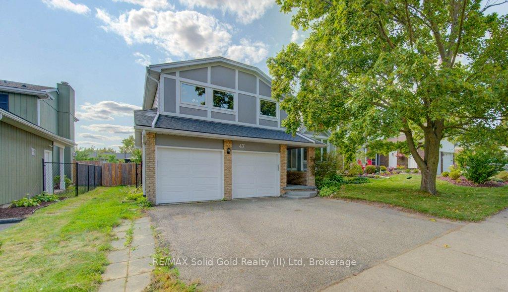 Photo 1 of 47 Winding Way, Kitchener — HOMEH