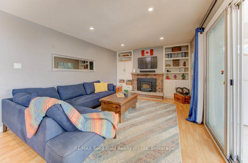 Photo 15 of 47 Winding Way, Kitchener — HOMEH