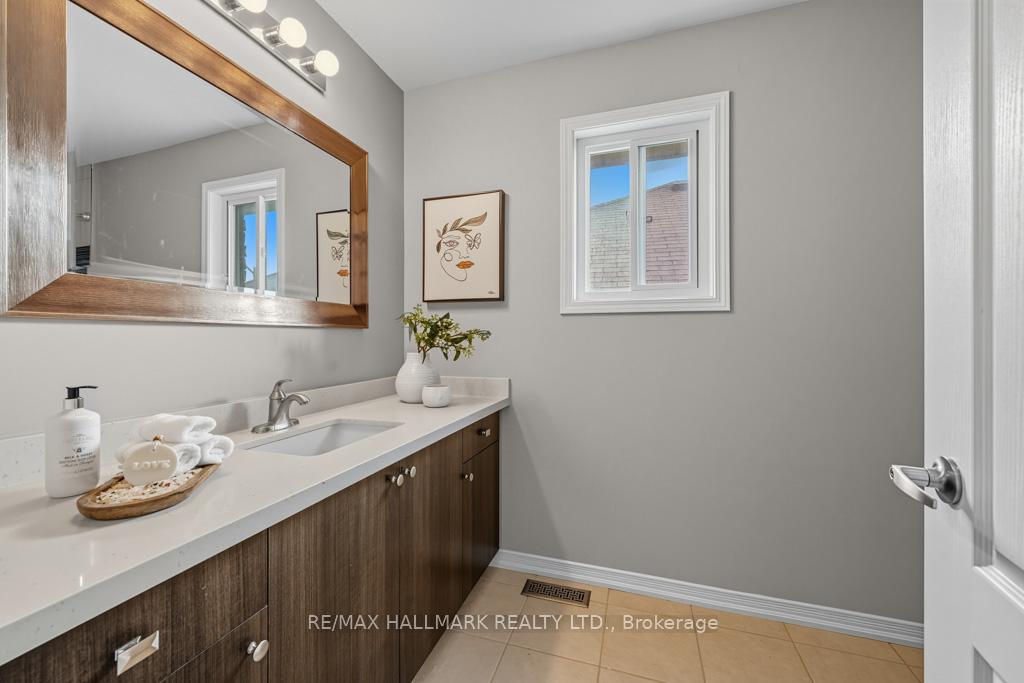 Photo 35 of 1278 Leslie Drive, Innisfil, Alcona — HOMEH
