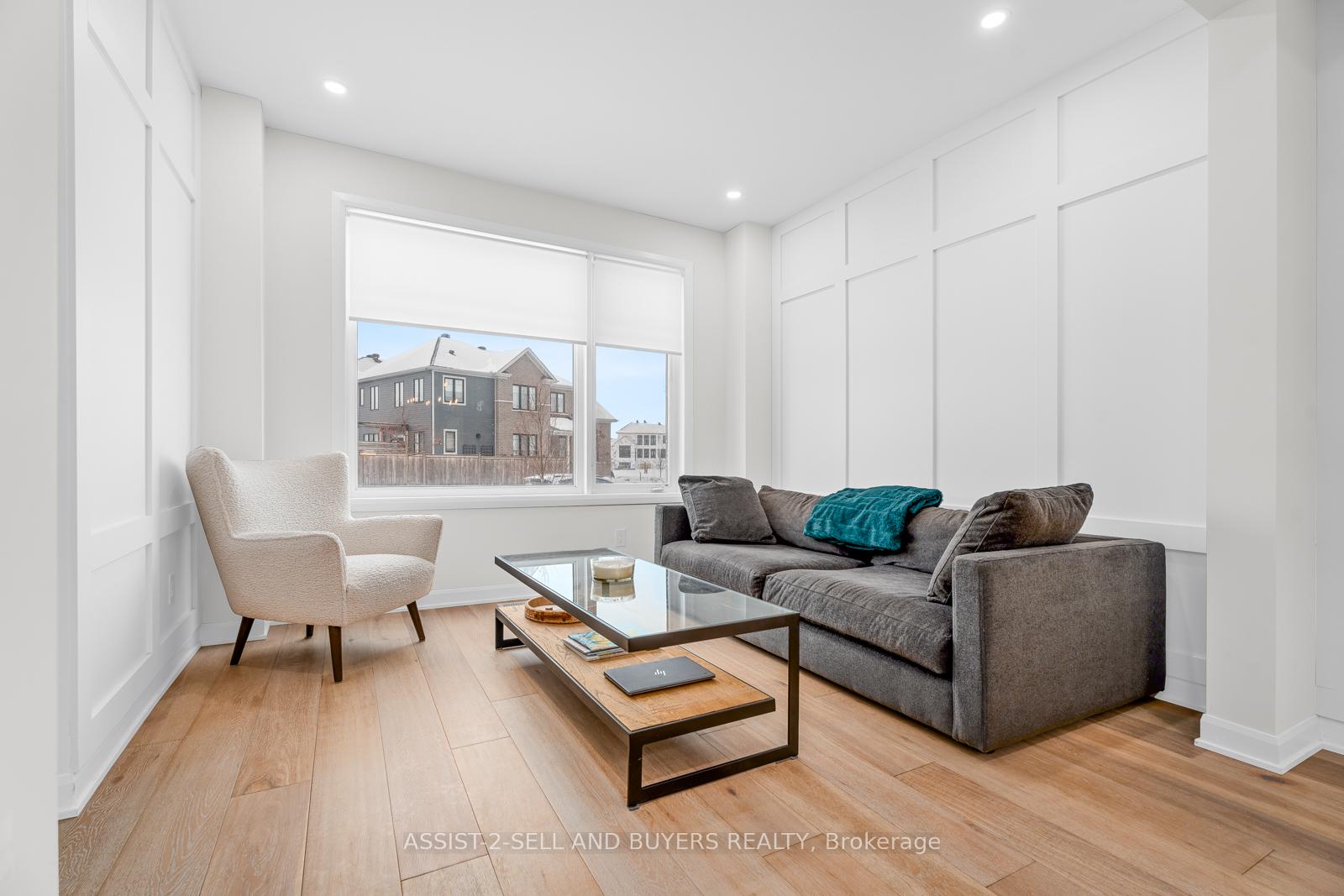 Photo 5 of 46 Conch Way, Ottawa, Mahogany Community — HOMEH