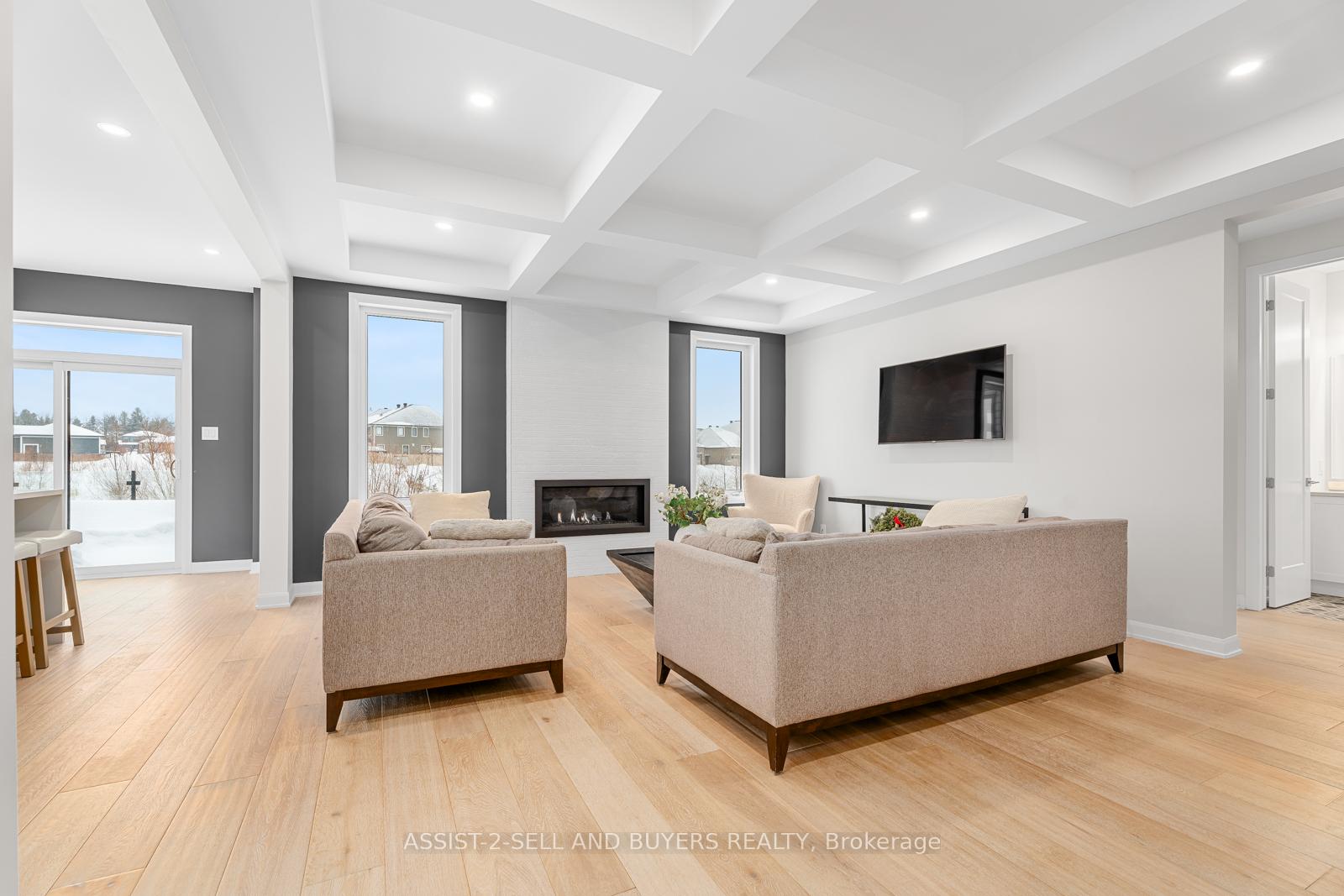 Photo 13 of 46 Conch Way, Ottawa, Mahogany Community — HOMEH
