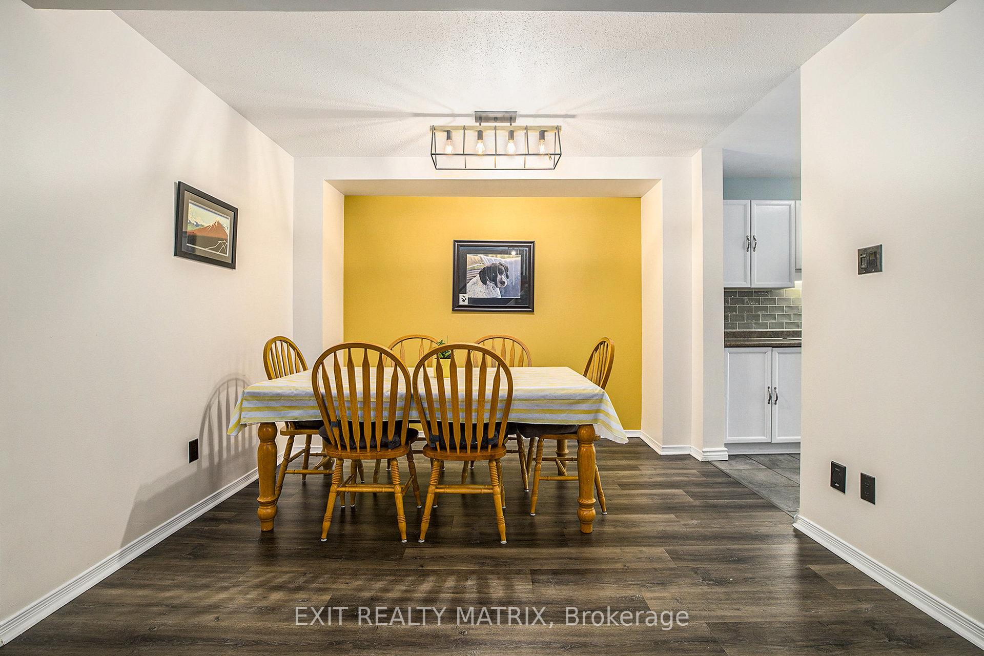 Photo 9 of 51 Peterson Place, Ottawa, Kanata - Katimavik — HOMEH