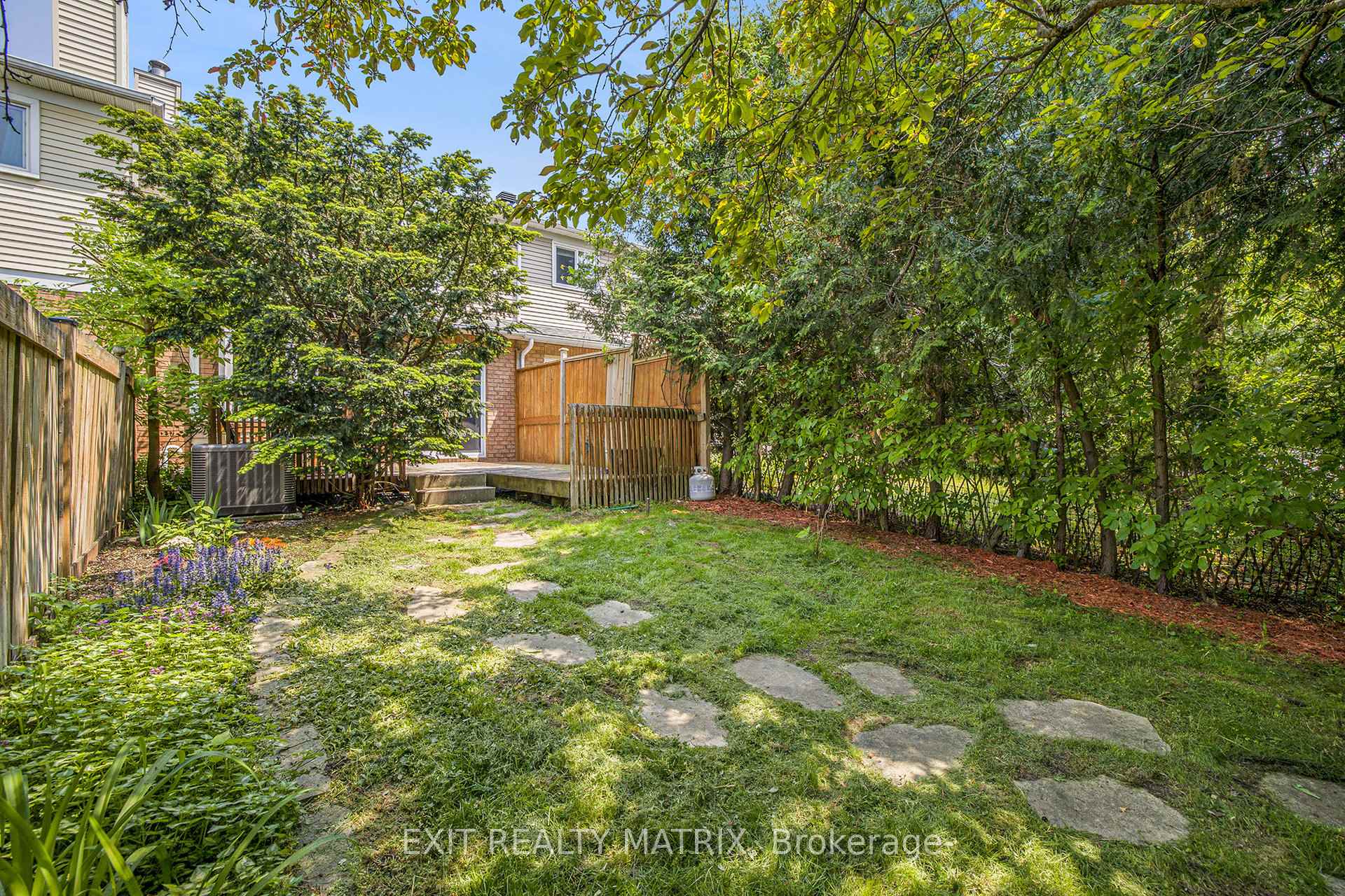 Photo 35 of 51 Peterson Place, Ottawa, Kanata - Katimavik — HOMEH
