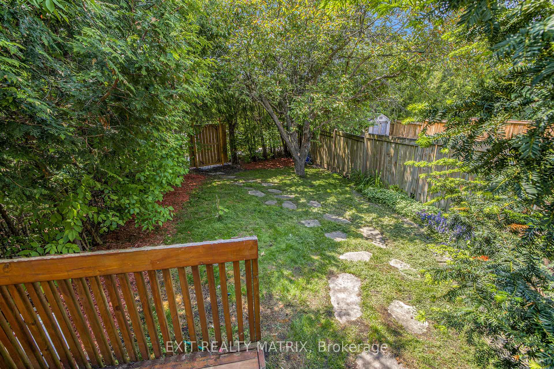 Photo 37 of 51 Peterson Place, Ottawa, Kanata - Katimavik — HOMEH