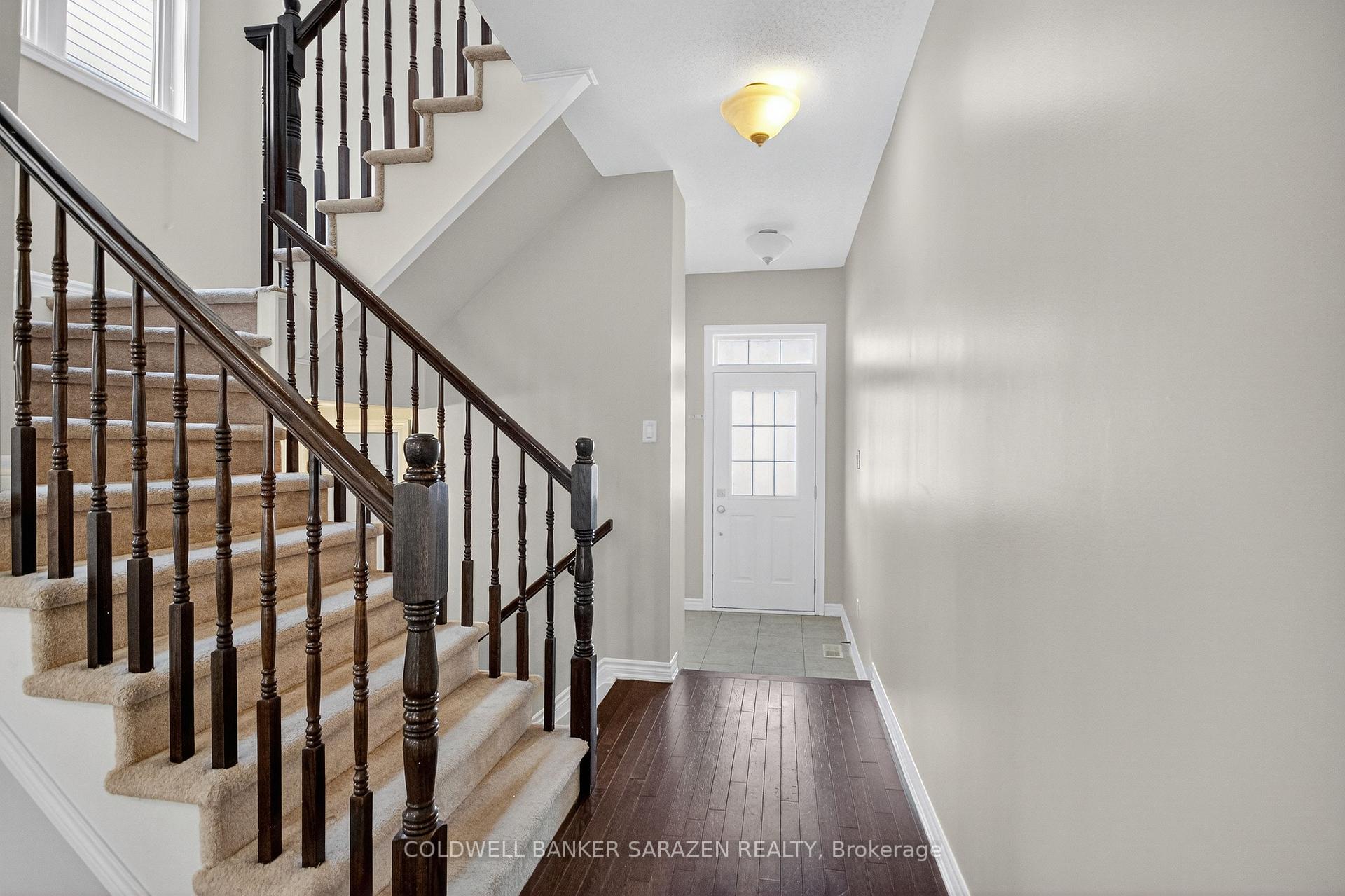 Photo 4 of 343 Autumnfield Drive, Ottawa, Kanata - Emerald Meadows/Trailwest — HOMEH