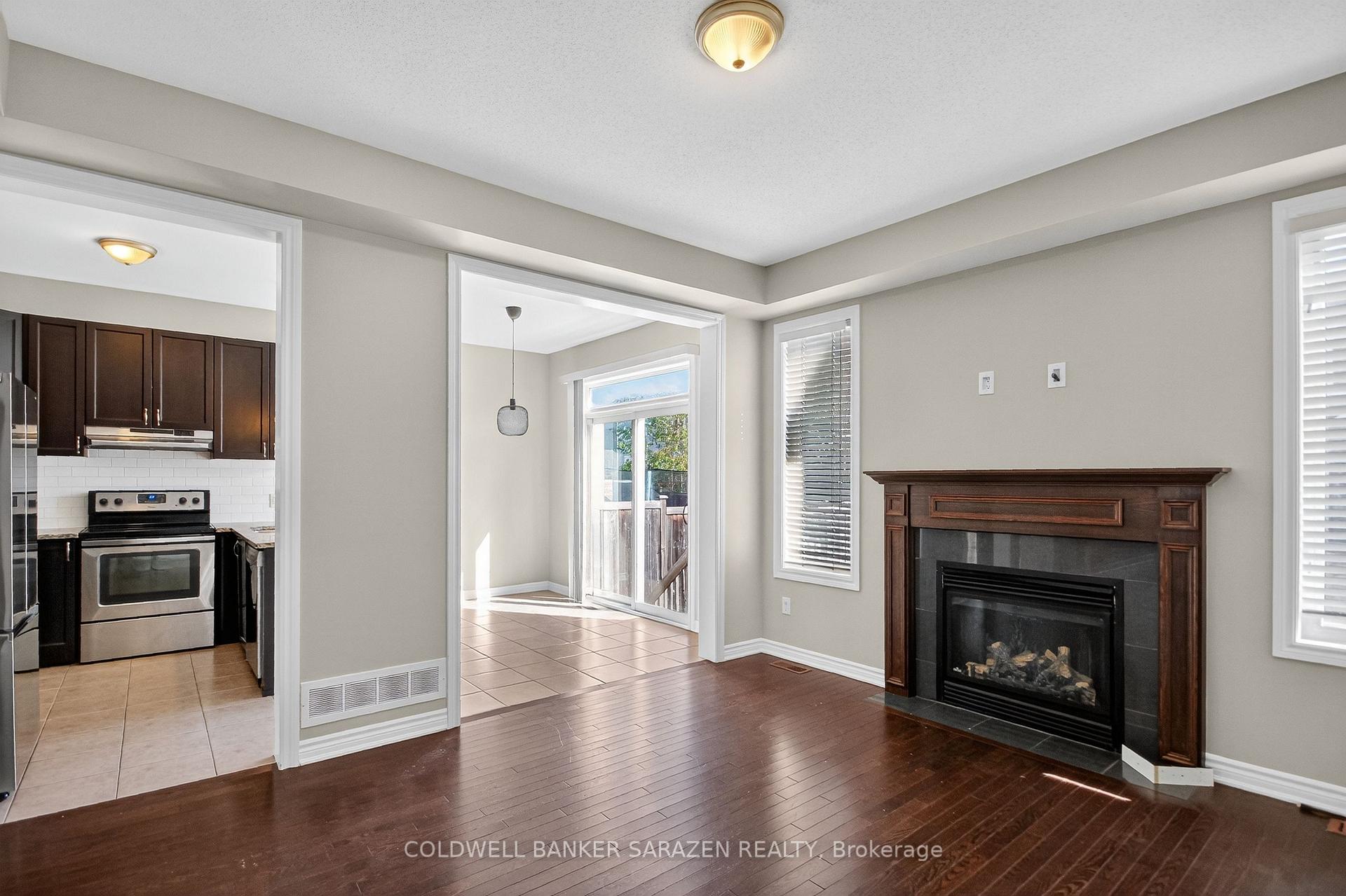 Photo 12 of 343 Autumnfield Drive, Ottawa, Kanata - Emerald Meadows/Trailwest — HOMEH