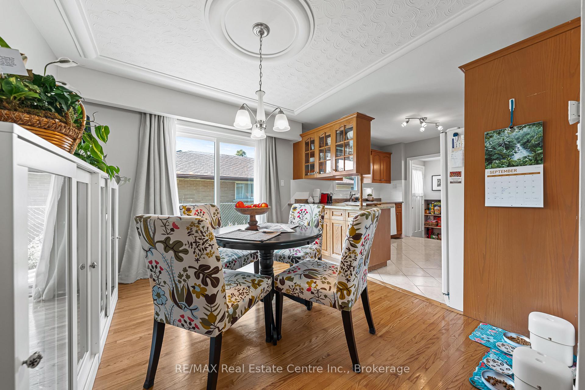 Photo 10 of 10 Inlet Avenue, Kitchener — HOMEH