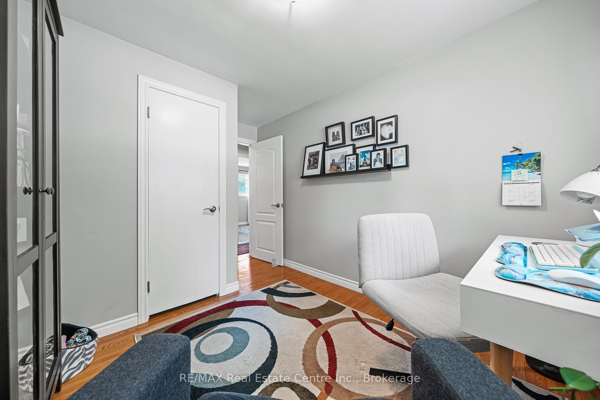 Photo 21 of 10 Inlet Avenue, Kitchener — HOMEH
