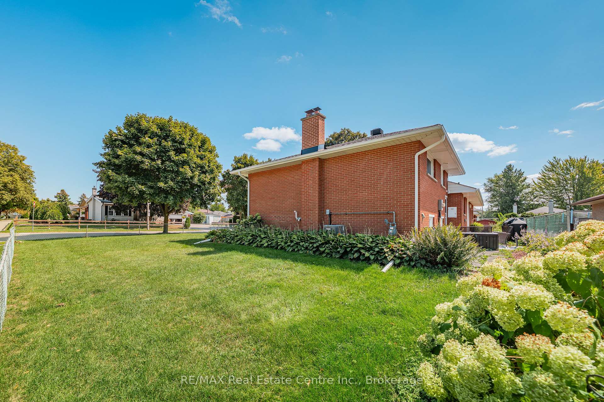 Photo 38 of 10 Inlet Avenue, Kitchener — HOMEH