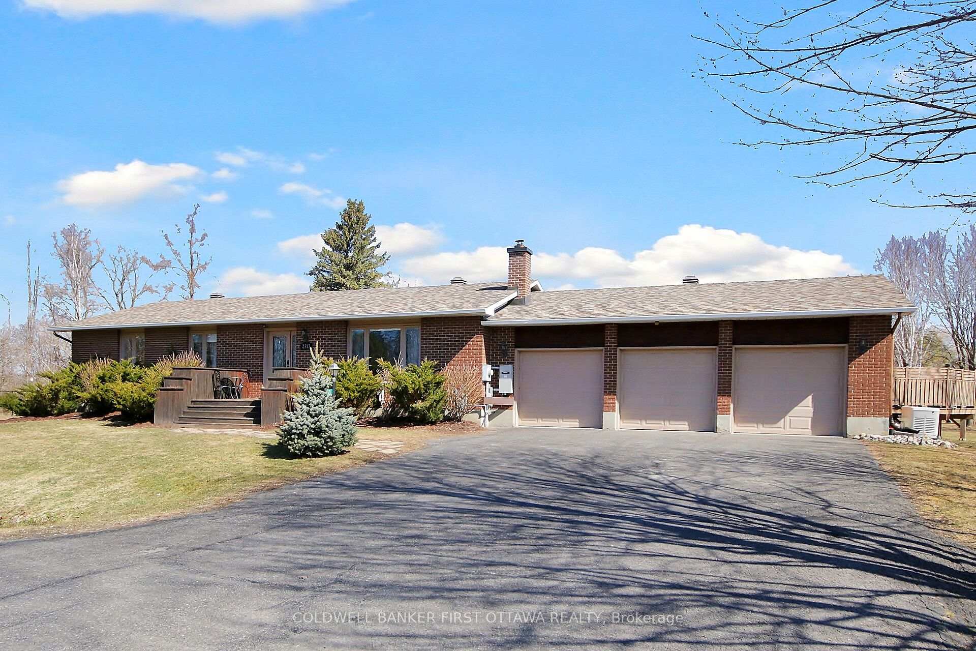 Photo 1 of 2313 Edward Kidd Crescent, Ottawa, North Gower — HOMEH