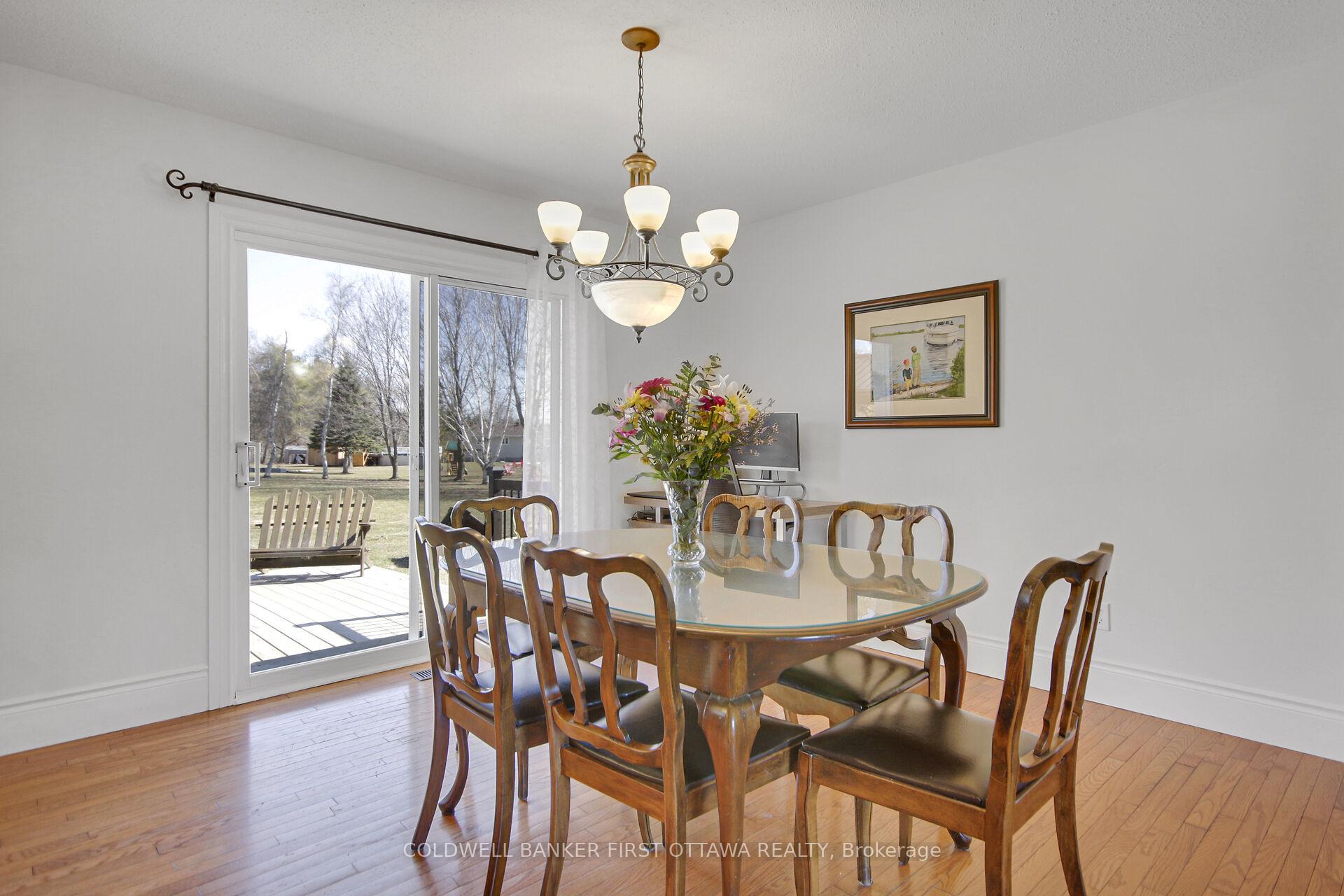Photo 5 of 2313 Edward Kidd Crescent, Ottawa, North Gower — HOMEH