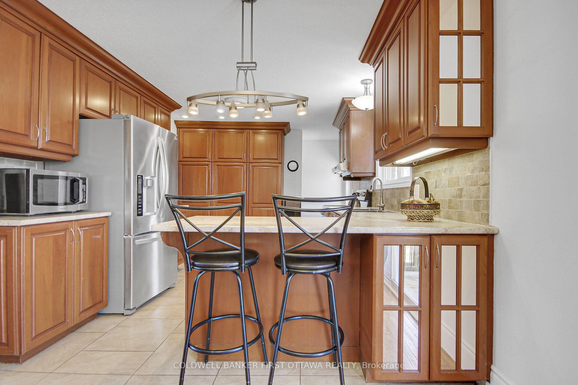 Photo 7 of 2313 Edward Kidd Crescent, Ottawa, North Gower — HOMEH