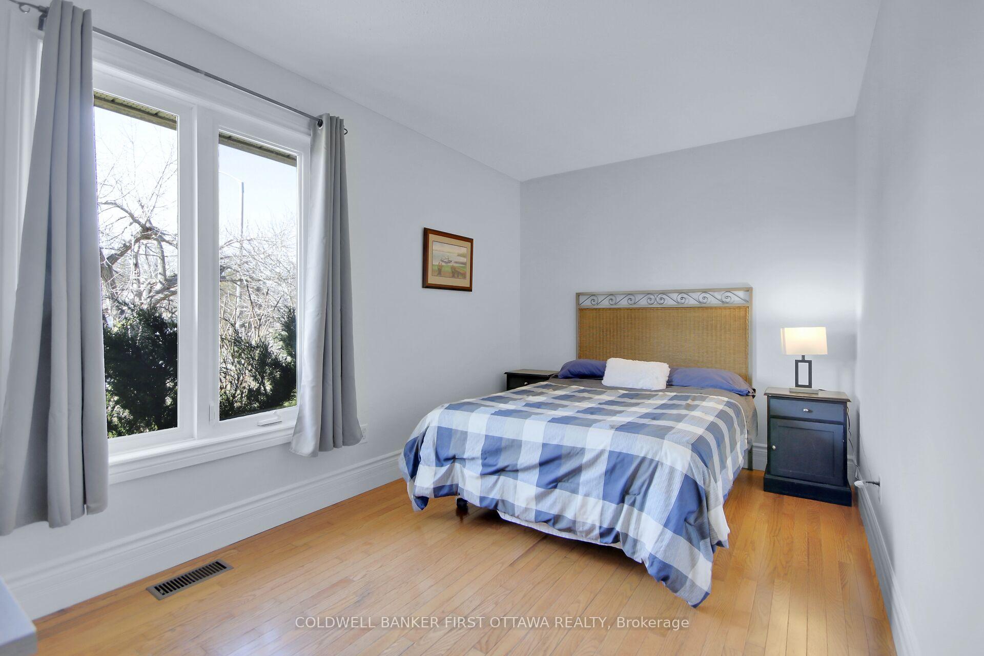 Photo 12 of 2313 Edward Kidd Crescent, Ottawa, North Gower — HOMEH