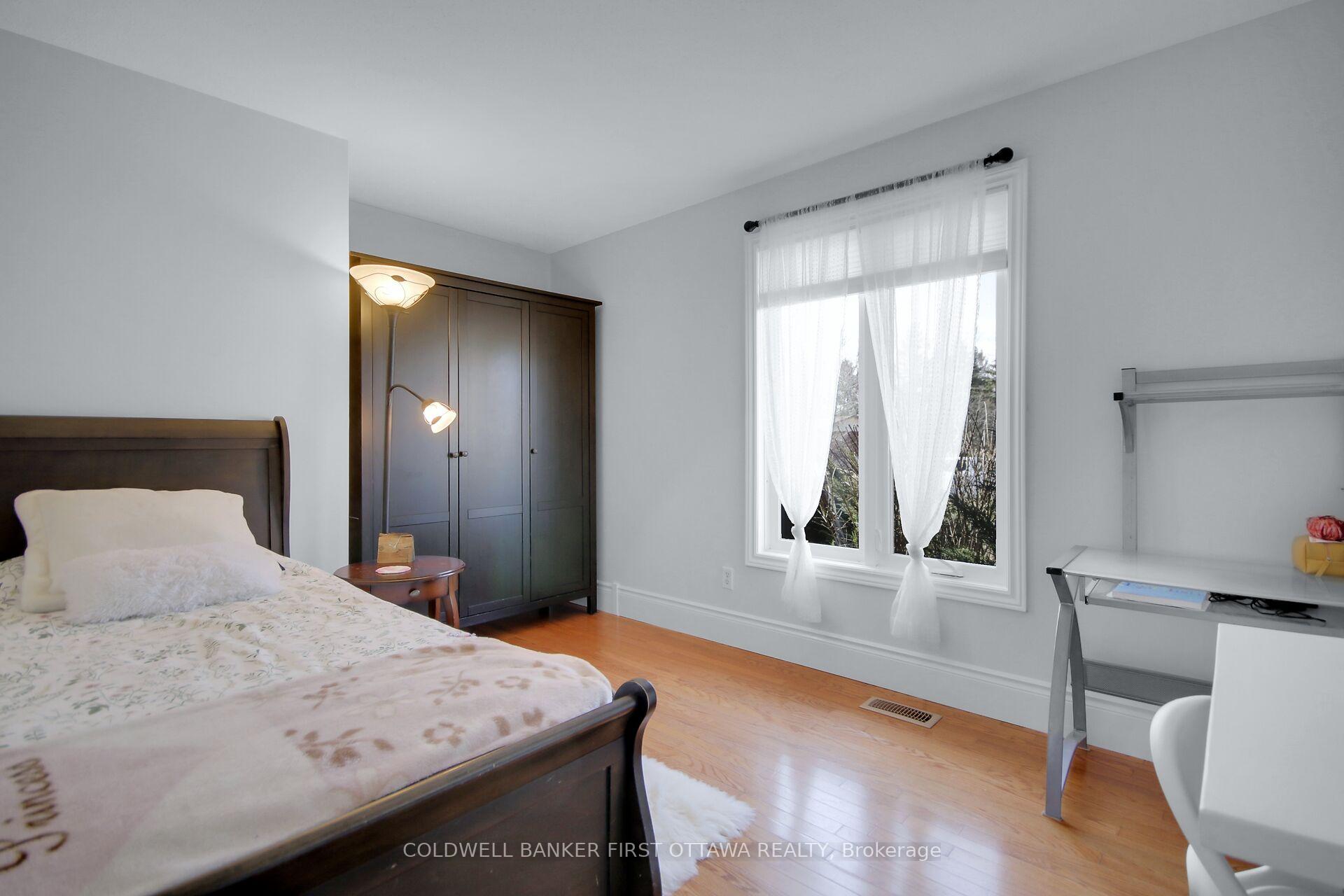 Photo 13 of 2313 Edward Kidd Crescent, Ottawa, North Gower — HOMEH