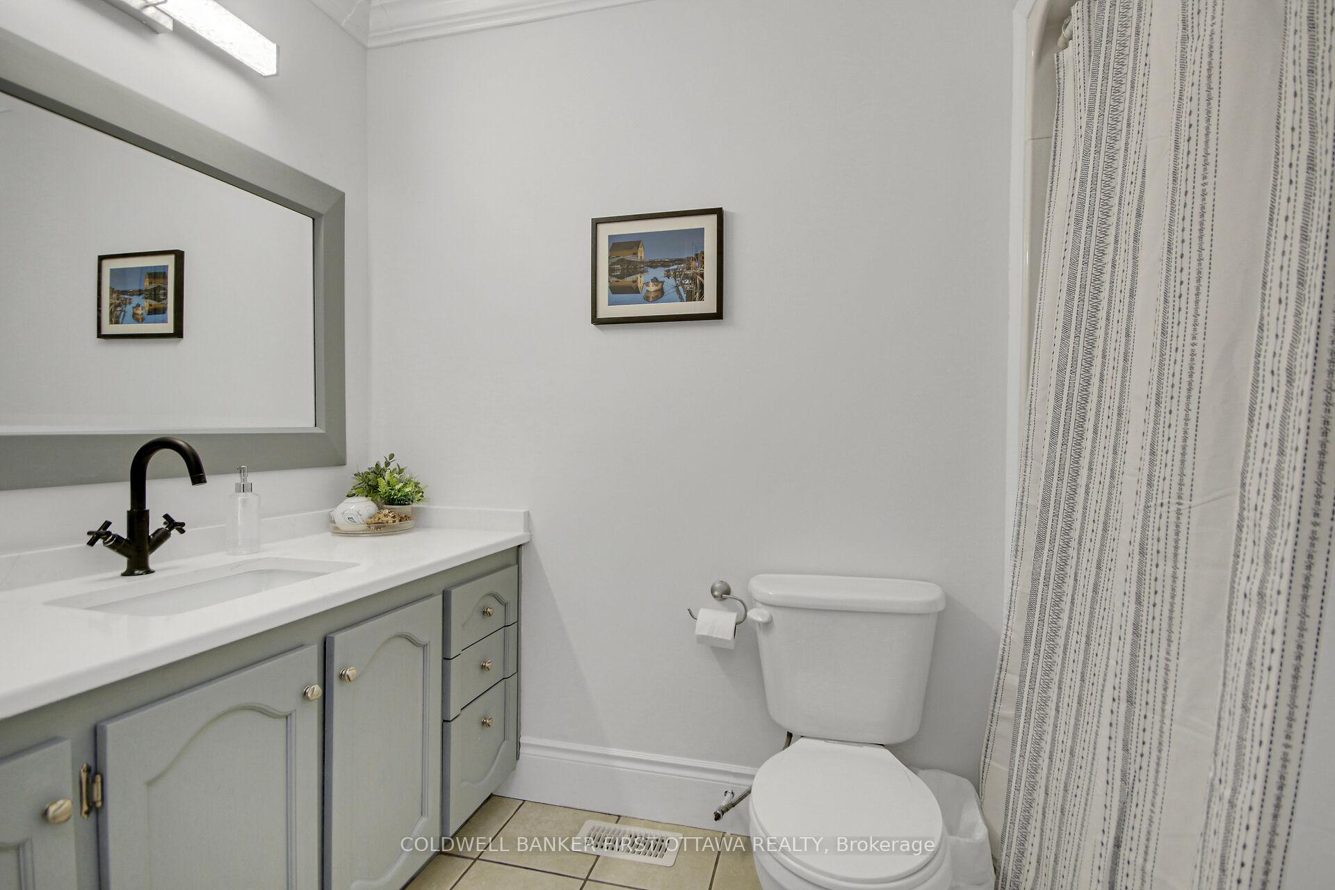 Photo 14 of 2313 Edward Kidd Crescent, Ottawa, North Gower — HOMEH