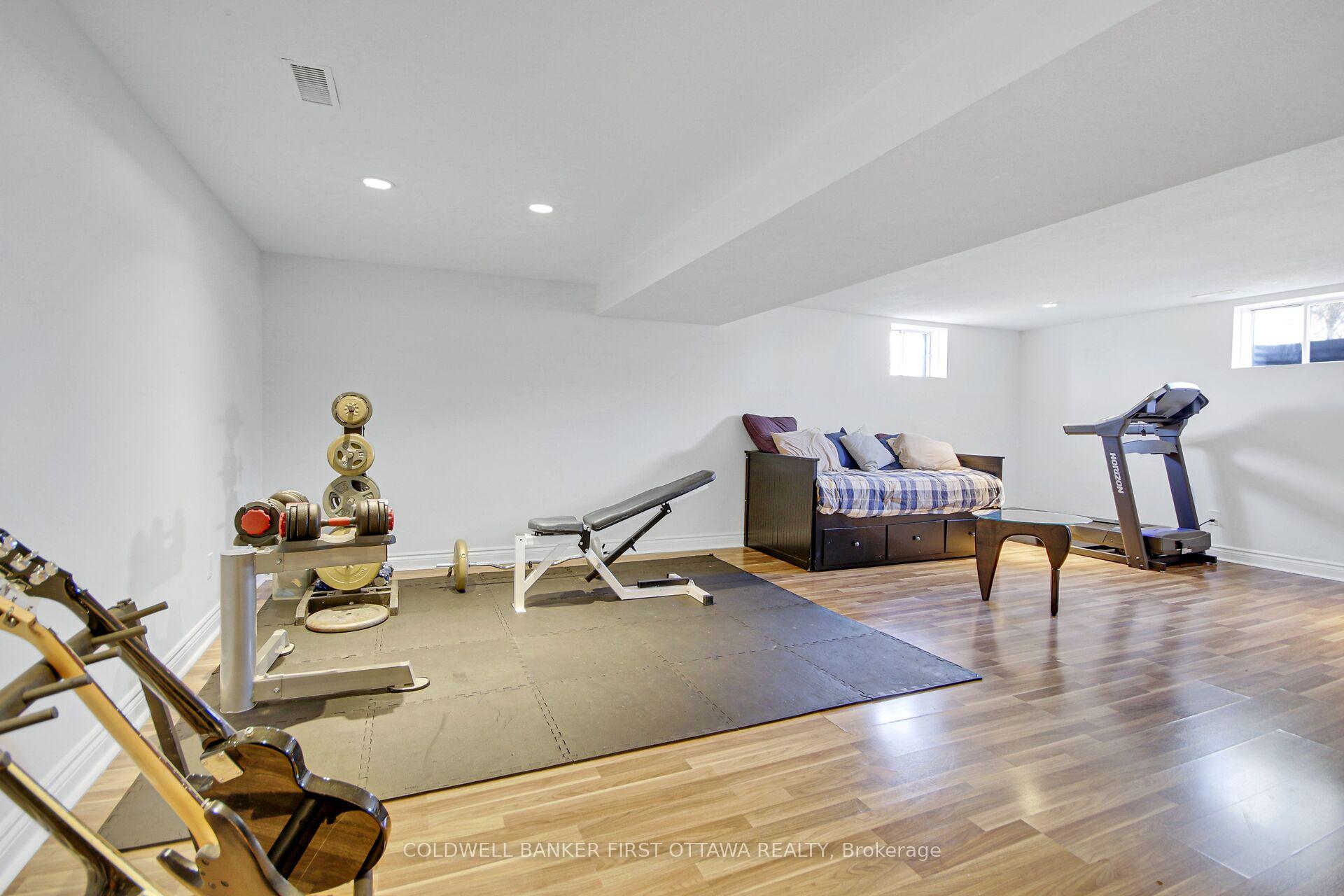 Photo 17 of 2313 Edward Kidd Crescent, Ottawa, North Gower — HOMEH