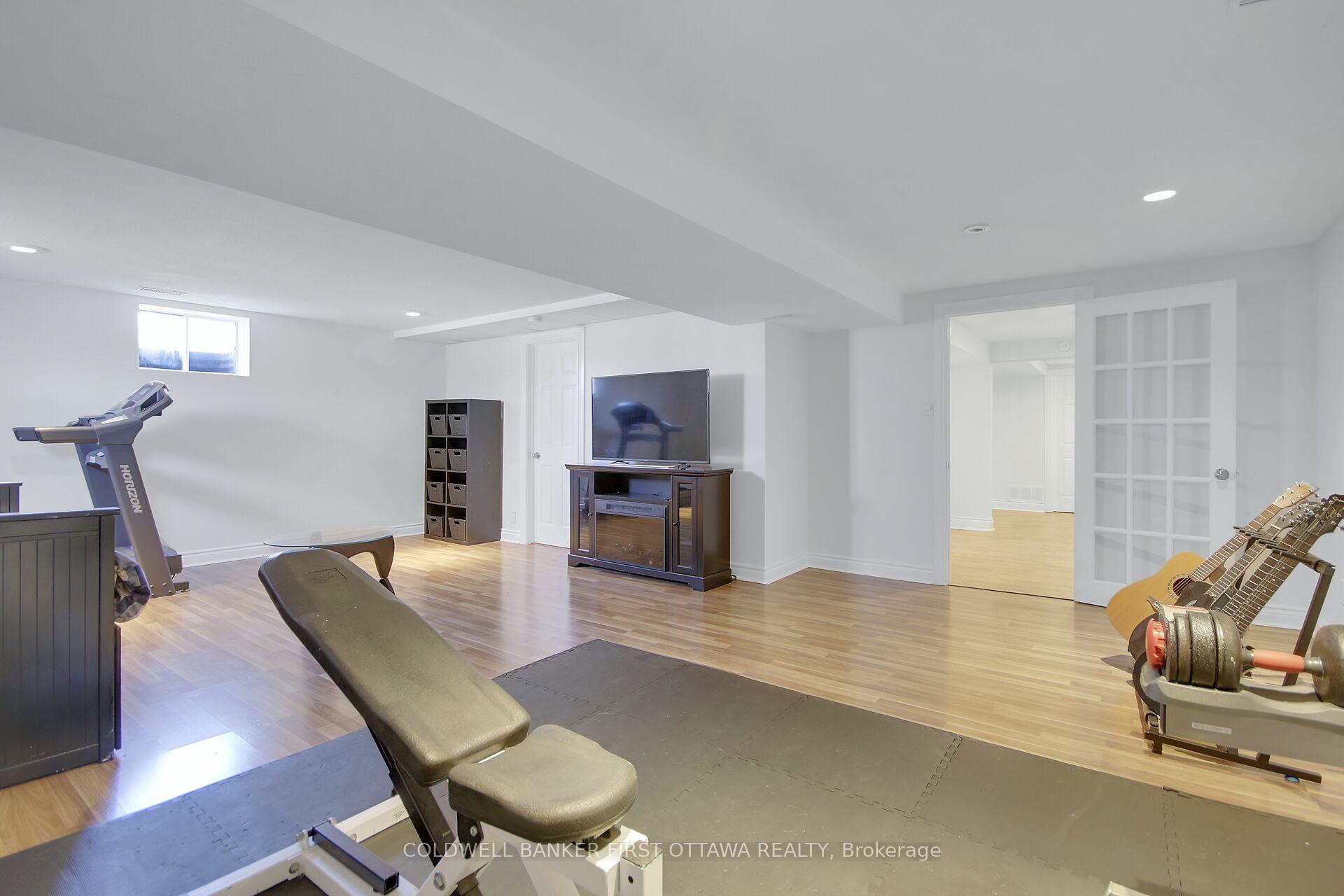 Photo 19 of 2313 Edward Kidd Crescent, Ottawa, North Gower — HOMEH