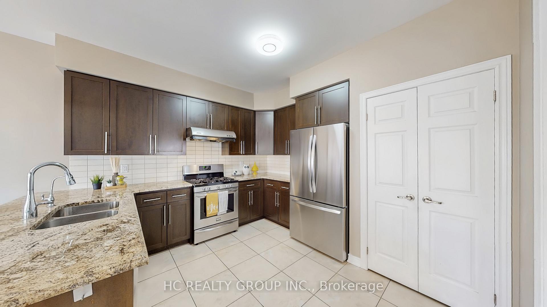 Photo 11 of 106 coopershawk Street, Kitchener — HOMEH