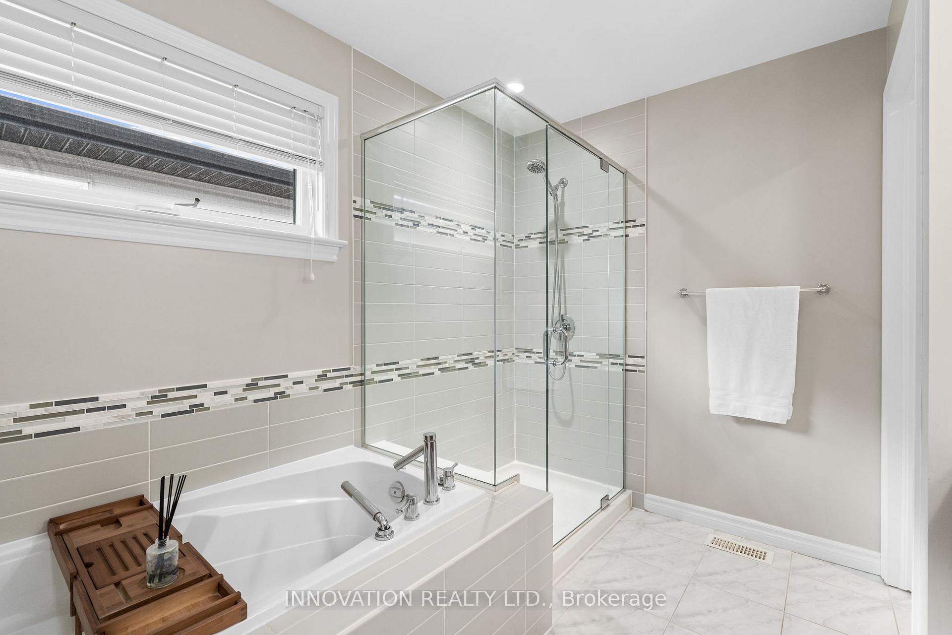Photo 20 of 239 Balikun Heights, Ottawa, Kanata - Emerald Meadows/Trailwest — HOMEH