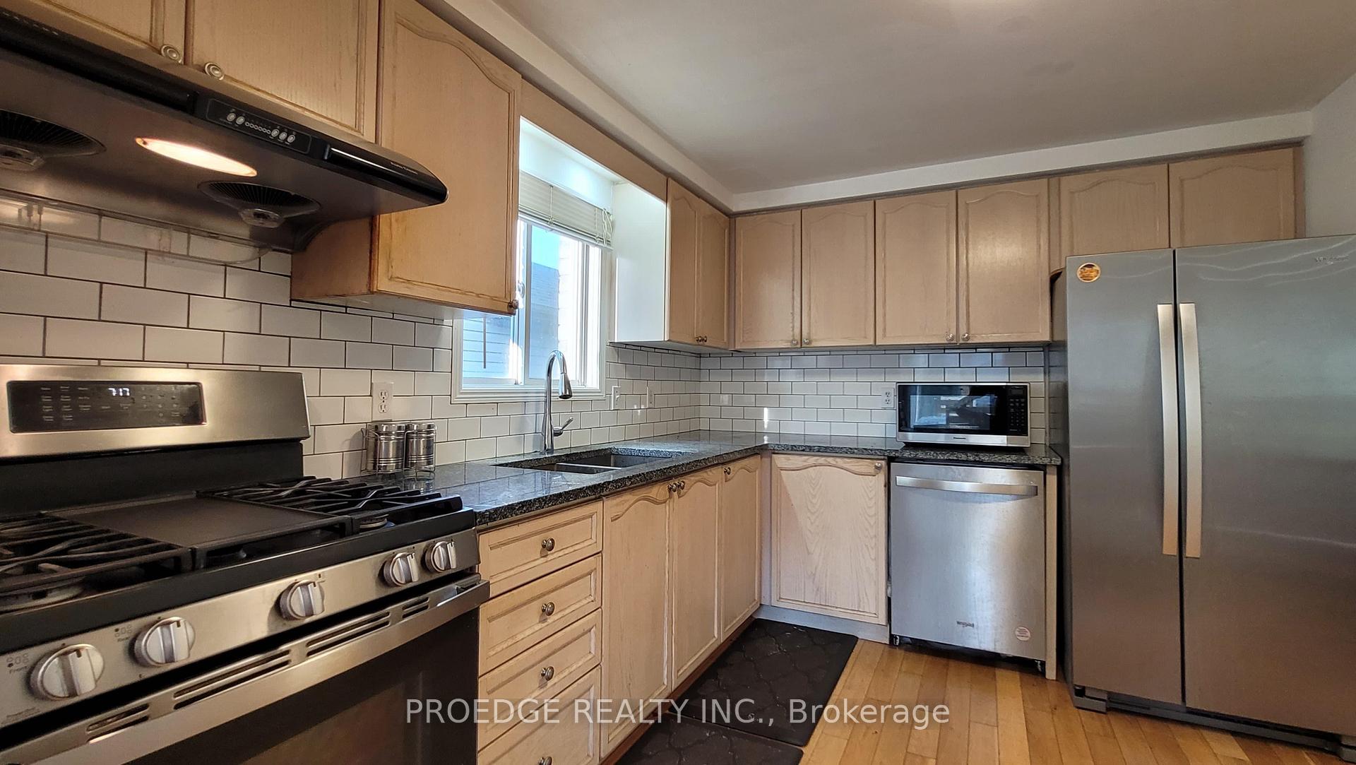 Photo 9 of Unit Upper level Unit, 512 Westforest Trail, Kitchener, Forest Heights — HOMEH