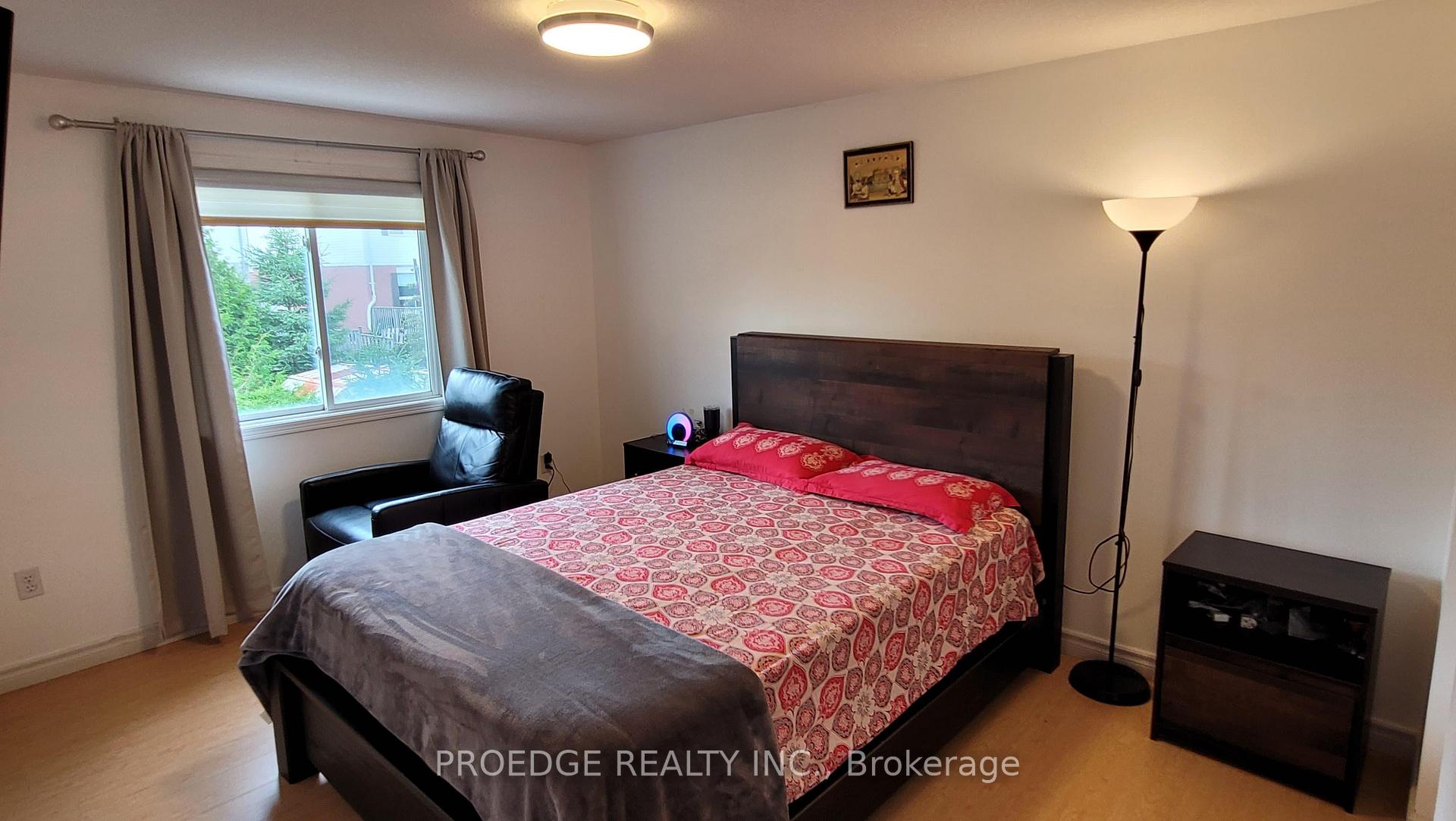 Photo 13 of Unit Upper level Unit, 512 Westforest Trail, Kitchener, Forest Heights — HOMEH