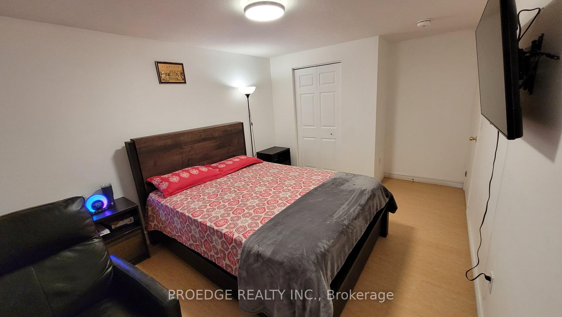 Photo 14 of Unit Upper level Unit, 512 Westforest Trail, Kitchener, Forest Heights — HOMEH
