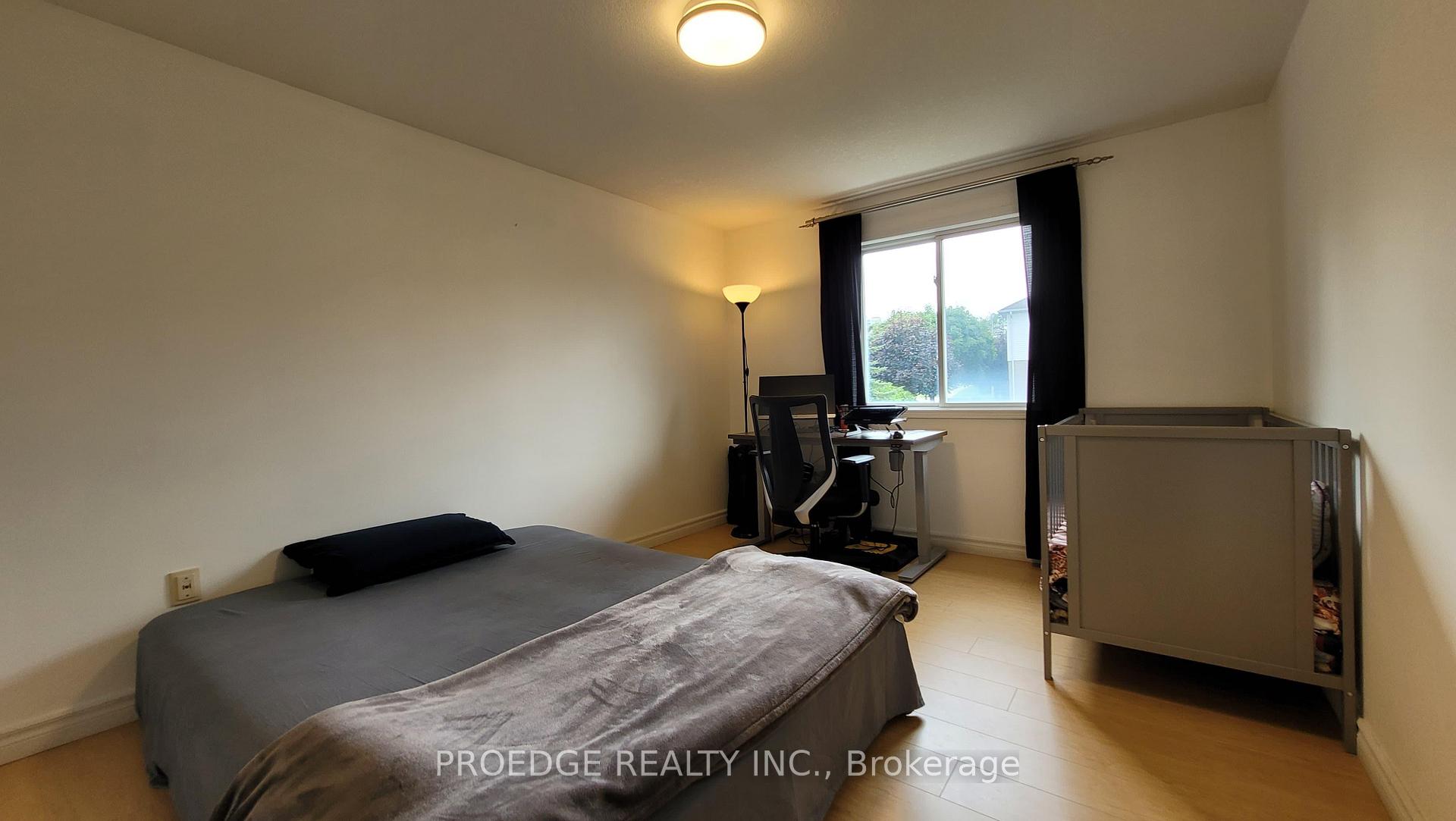 Photo 15 of Unit Upper level Unit, 512 Westforest Trail, Kitchener, Forest Heights — HOMEH