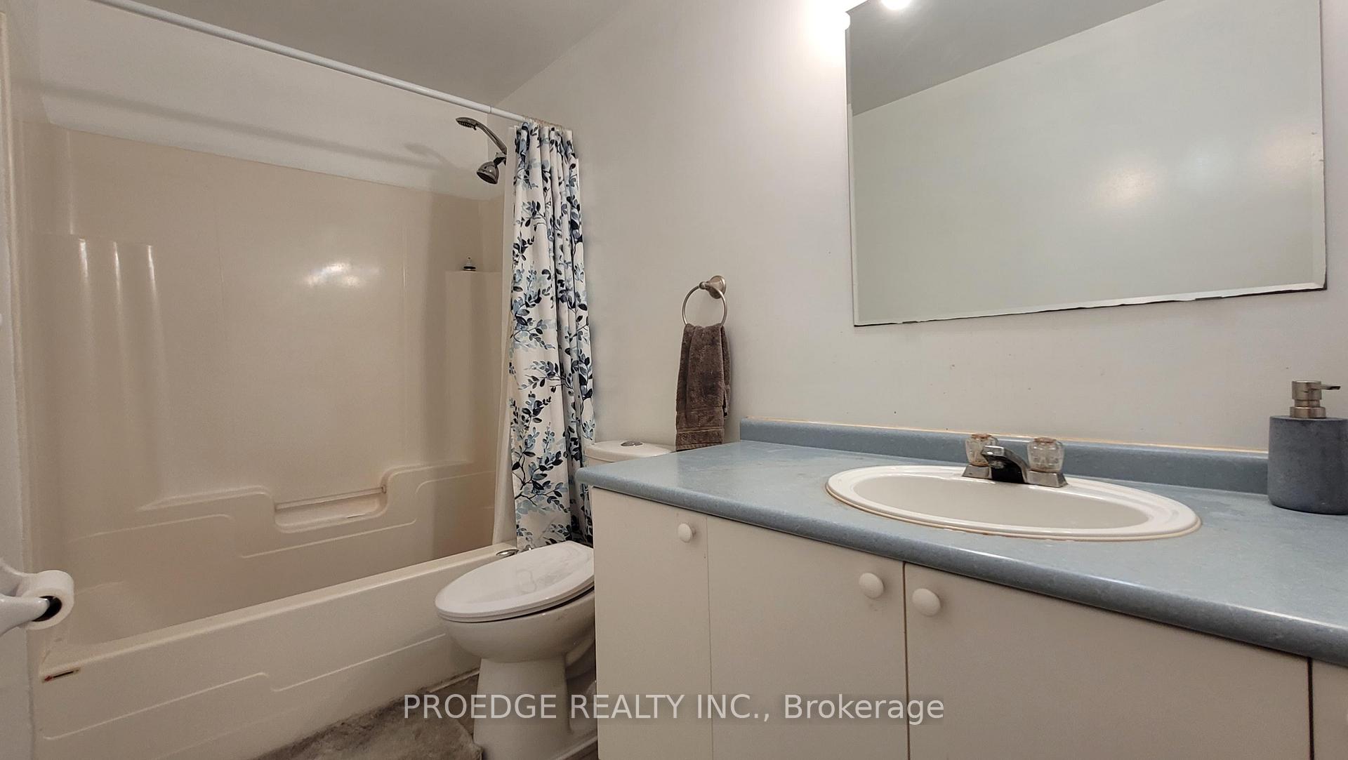 Photo 16 of Unit Upper level Unit, 512 Westforest Trail, Kitchener, Forest Heights — HOMEH