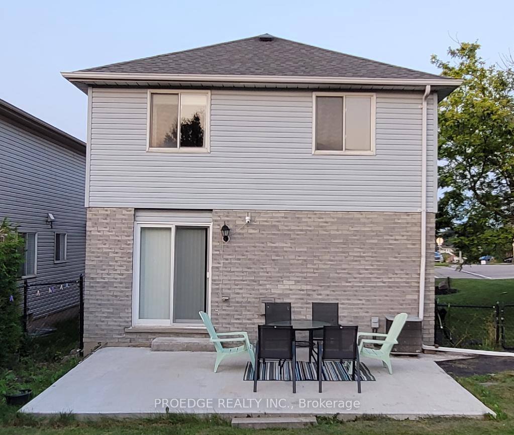 Photo 20 of Unit Upper level Unit, 512 Westforest Trail, Kitchener, Forest Heights — HOMEH