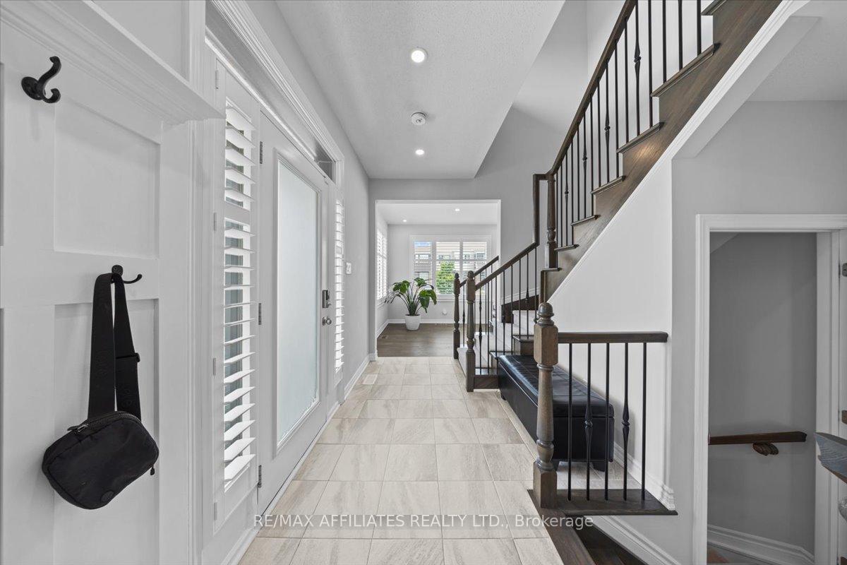 Photo 4 of 753 Brittanic Road, Ottawa, Kanata - Emerald Meadows/Trailwest — HOMEH