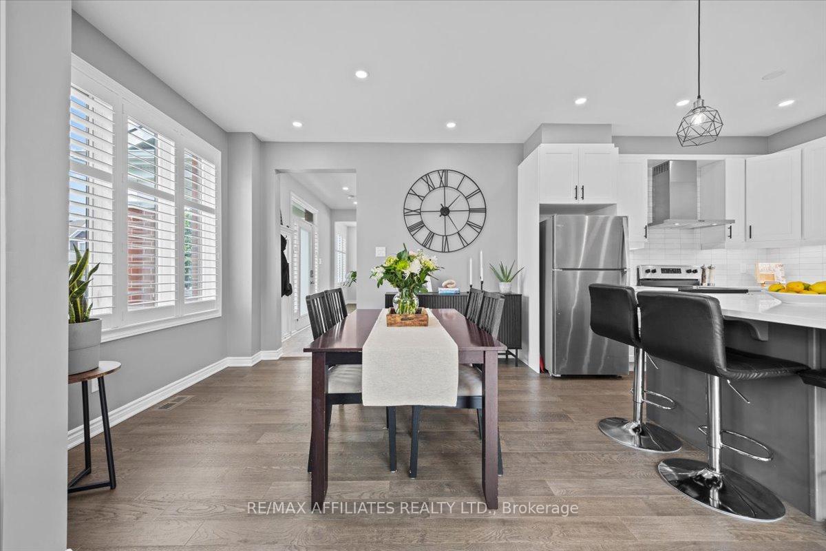 Photo 9 of 753 Brittanic Road, Ottawa, Kanata - Emerald Meadows/Trailwest — HOMEH