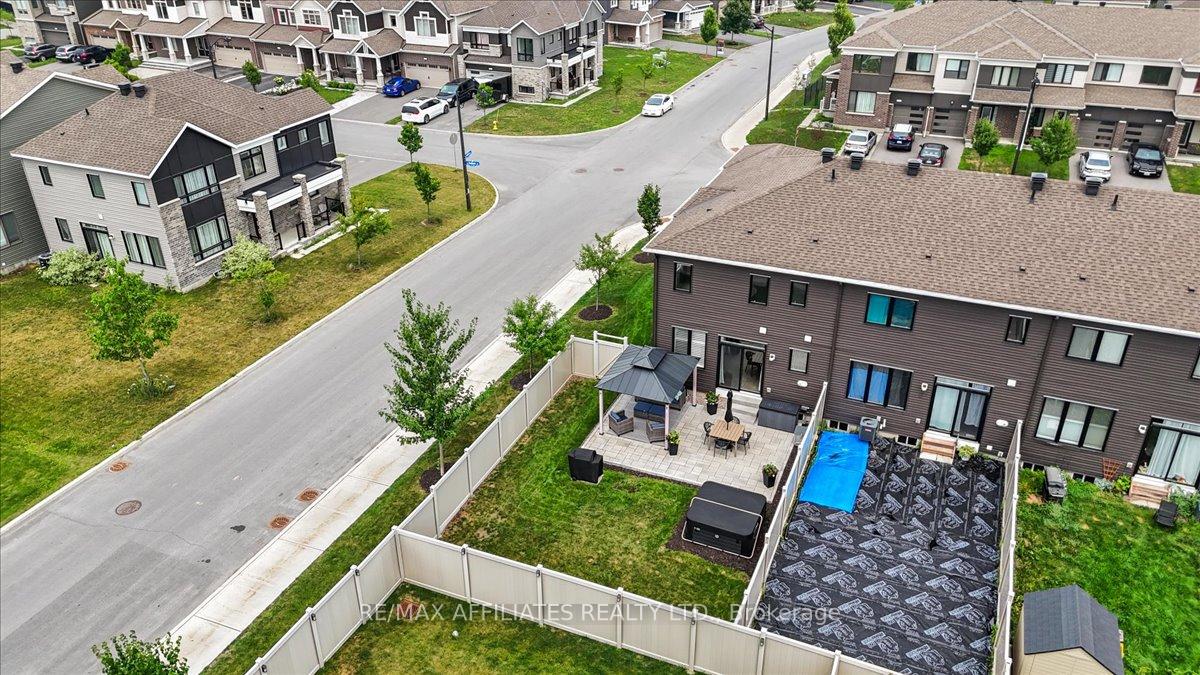 Photo 40 of 753 Brittanic Road, Ottawa, Kanata - Emerald Meadows/Trailwest — HOMEH
