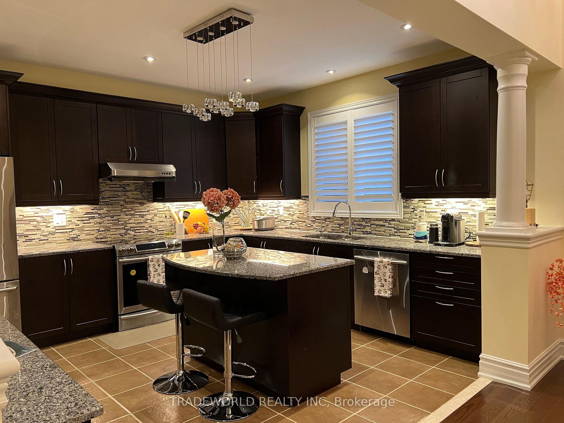 Photo 8 of 73 Glengordon Crescent, Markham, Devil's Elbow — HOMEH