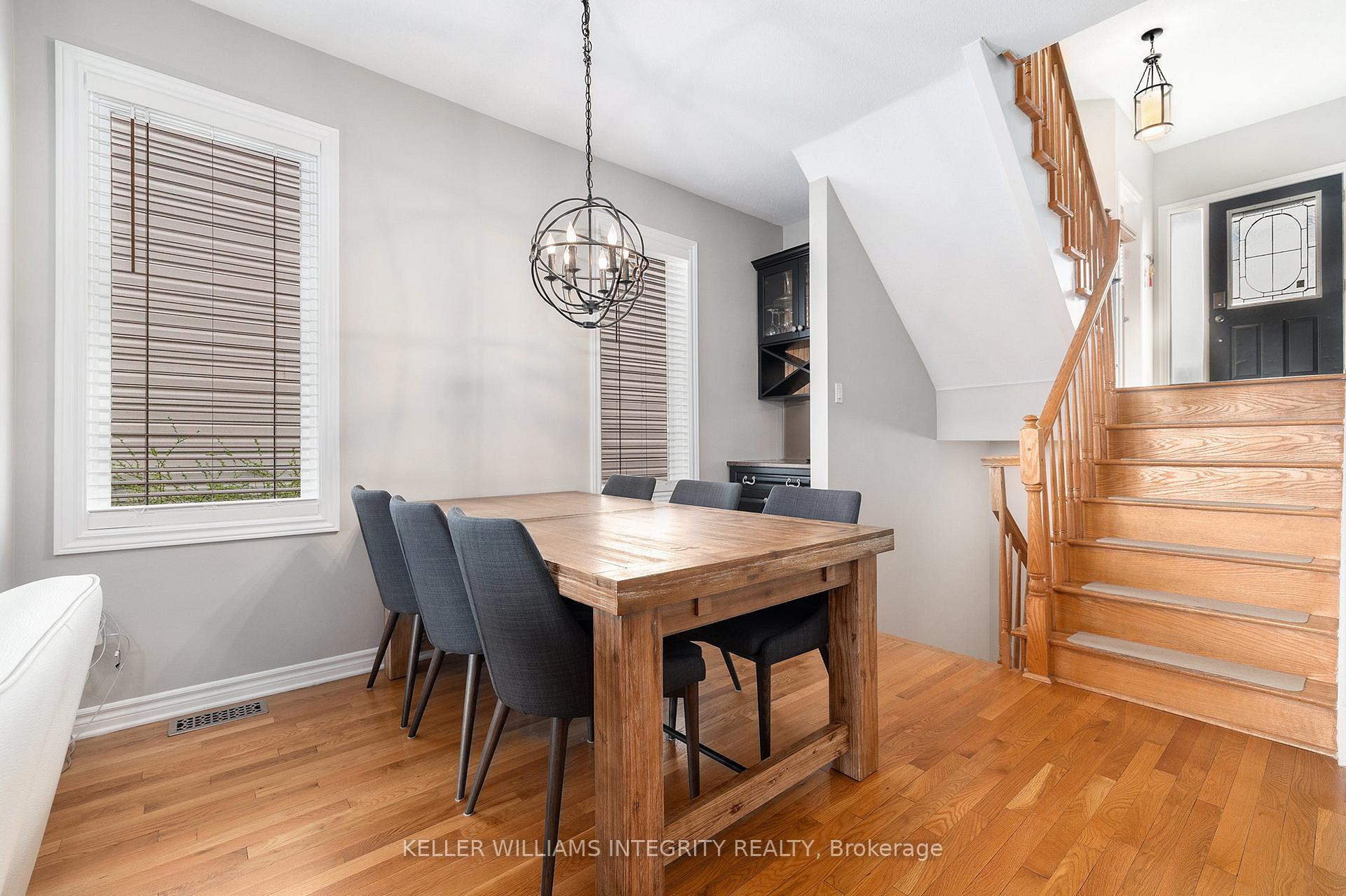 Photo 9 of 57 Village Walk Private, Ottawa, Manotick Village & Manotick Estates — HOMEH