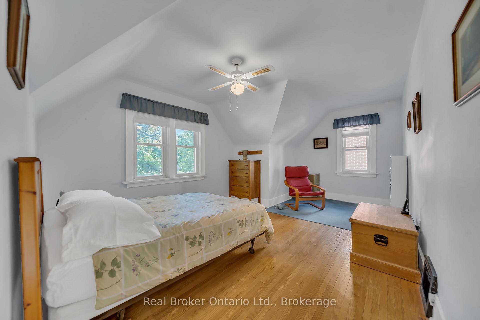 Photo 18 of 8 Mary Street, Kitchener — HOMEH
