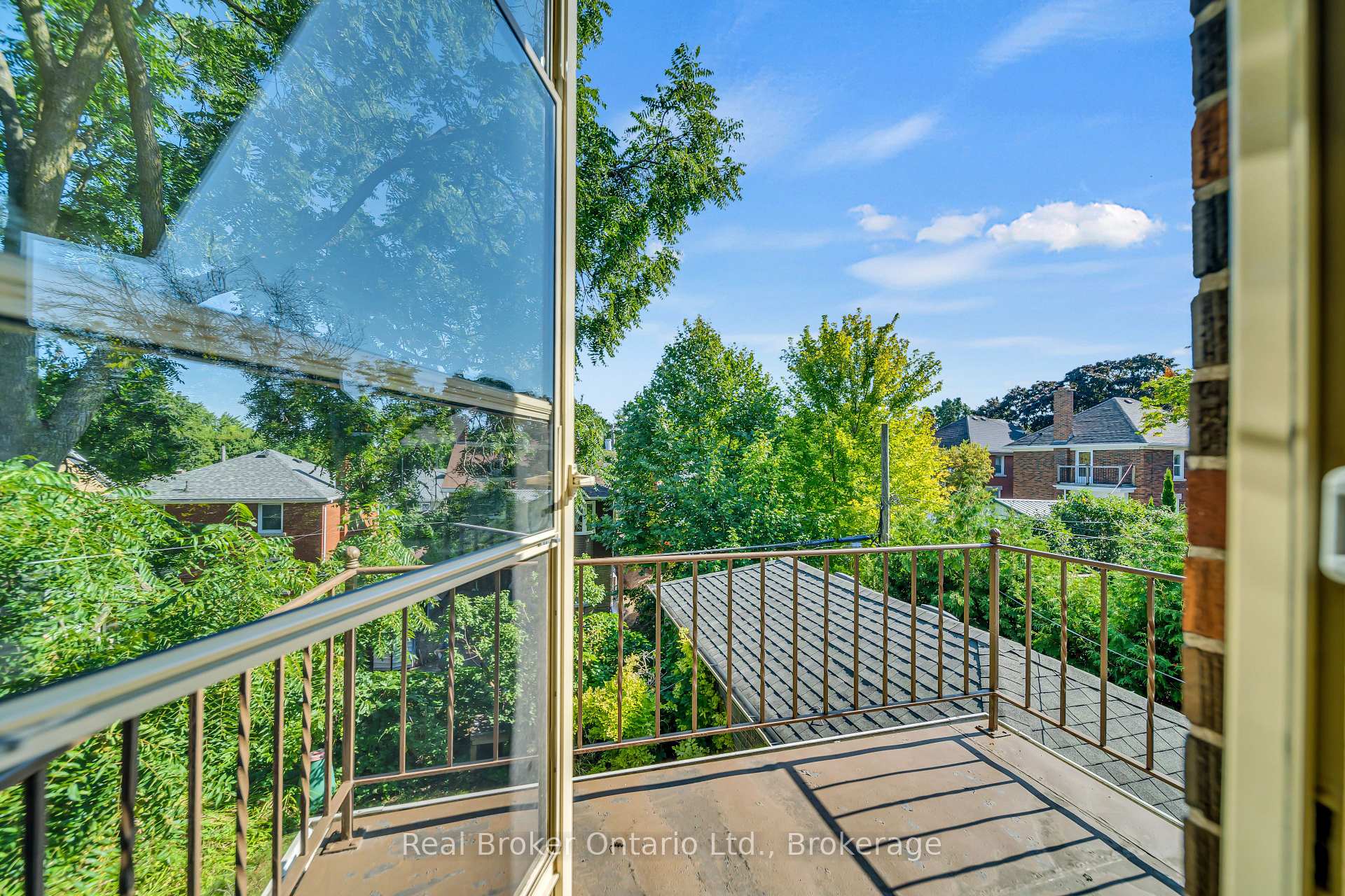 Photo 28 of 8 Mary Street, Kitchener — HOMEH