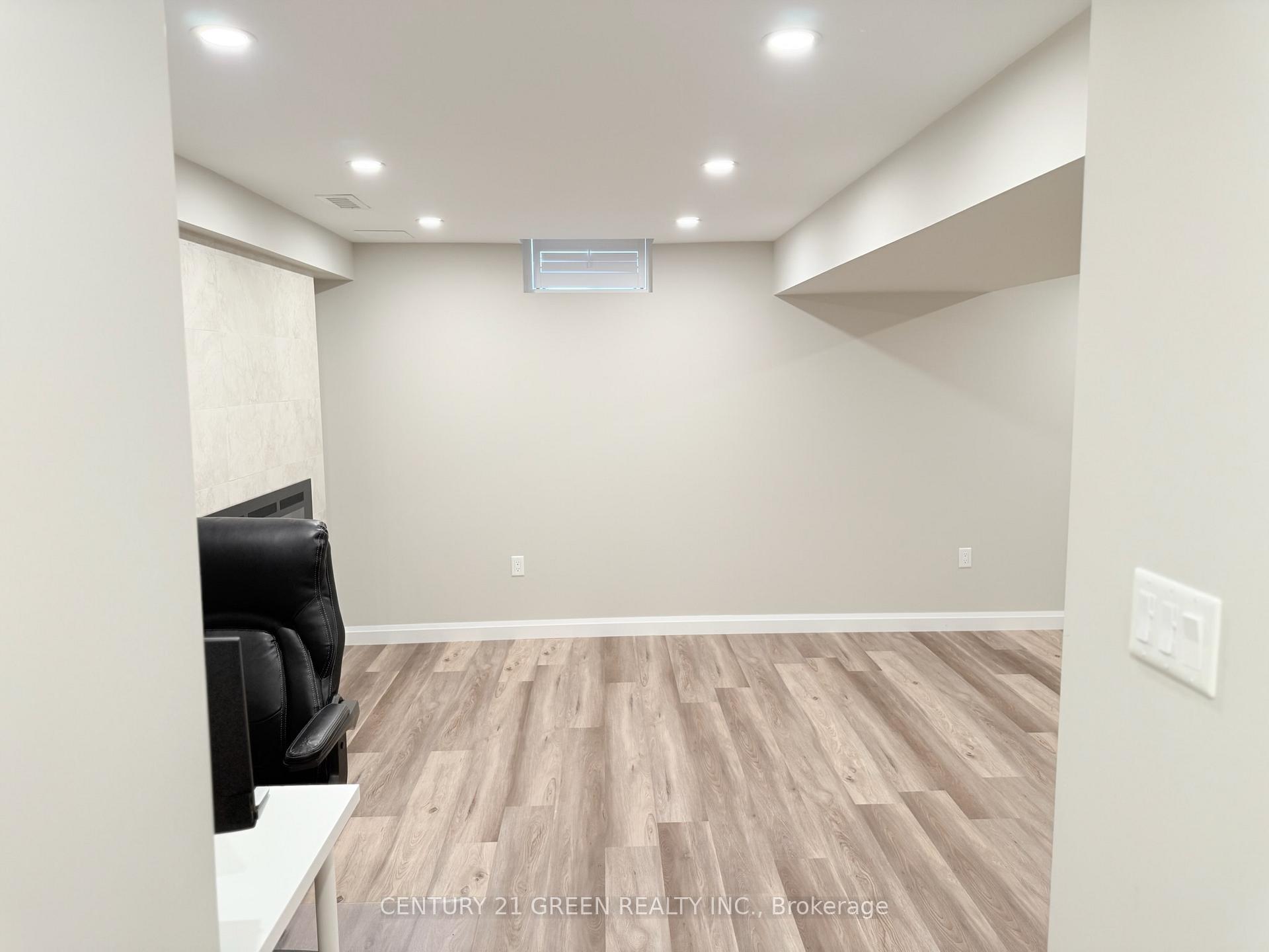 Photo 19 of 10 Rouley Lane, Hamilton, Meadowlands — HOMEH