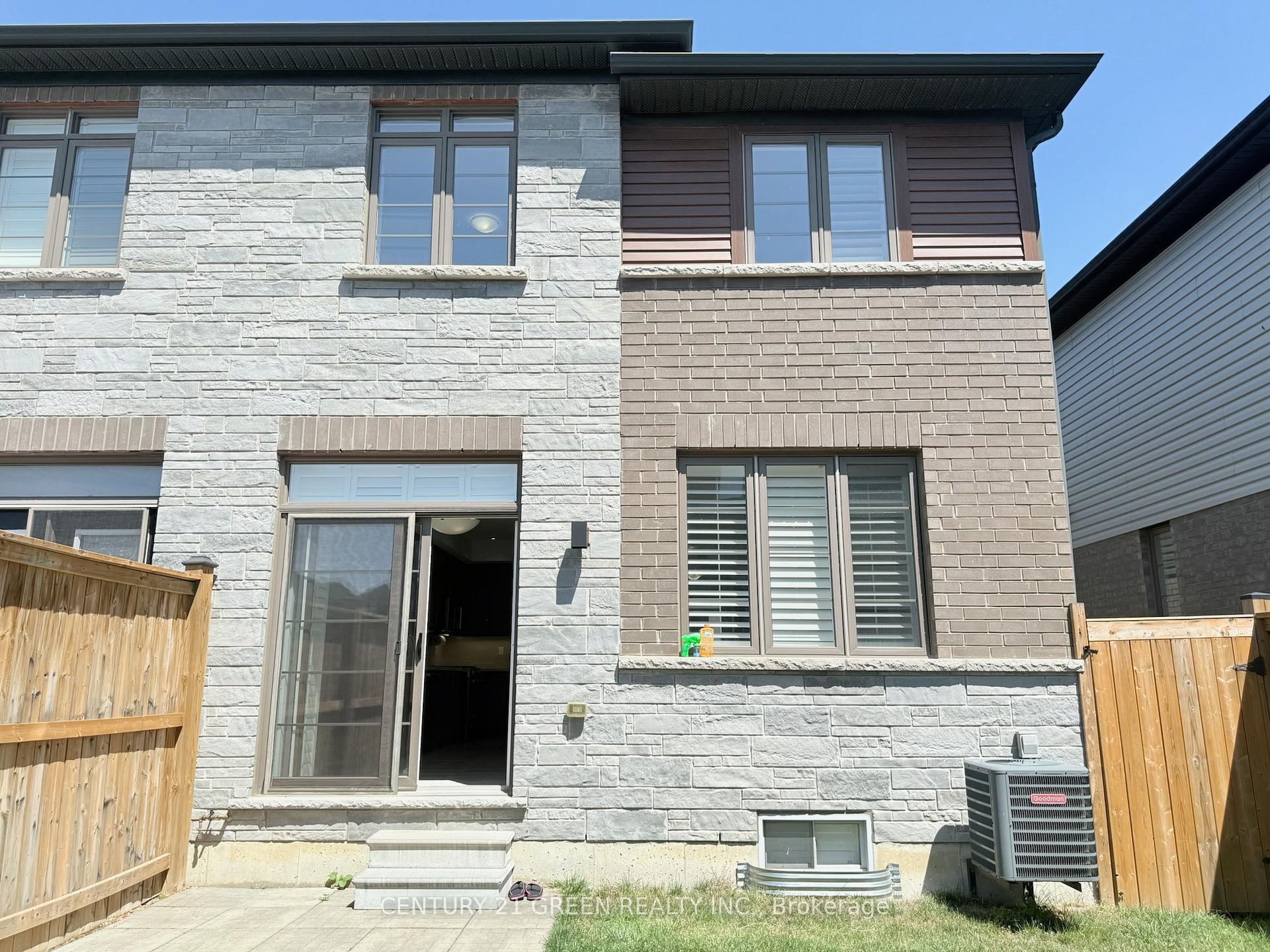 Photo 23 of 10 Rouley Lane, Hamilton, Meadowlands — HOMEH