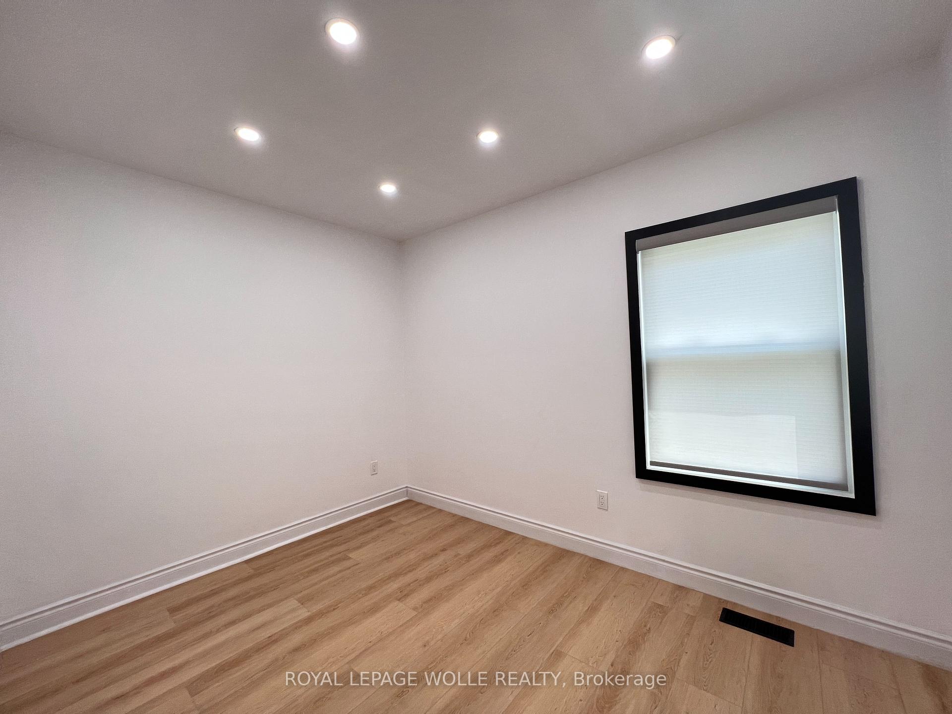 Photo 10 of 111 Stirling Avenue S, Kitchener — HOMEH