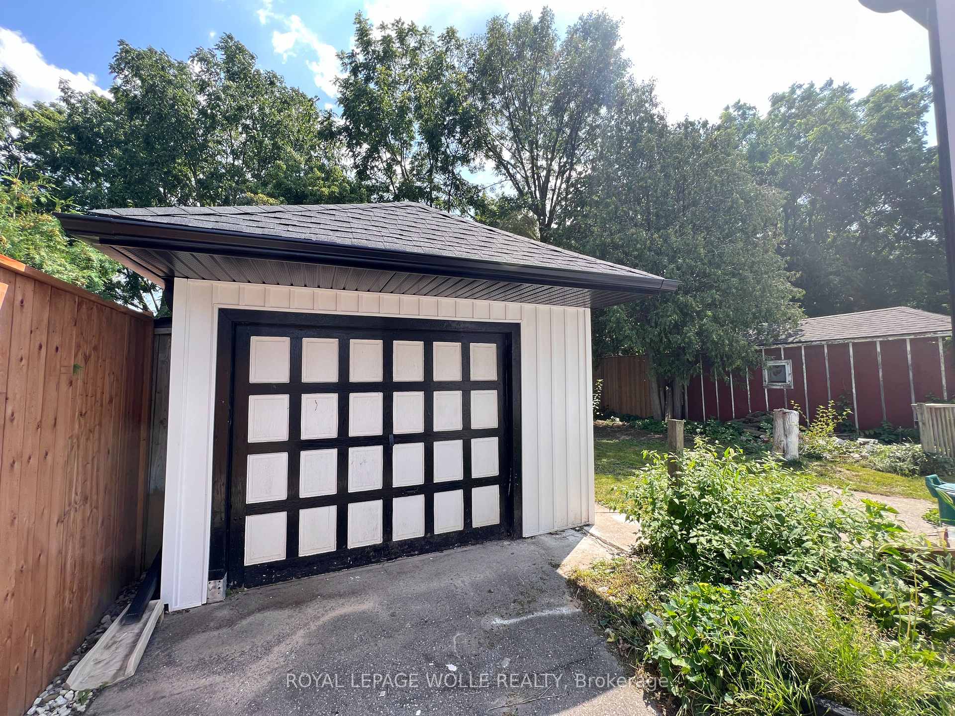 Photo 19 of 111 Stirling Avenue S, Kitchener — HOMEH