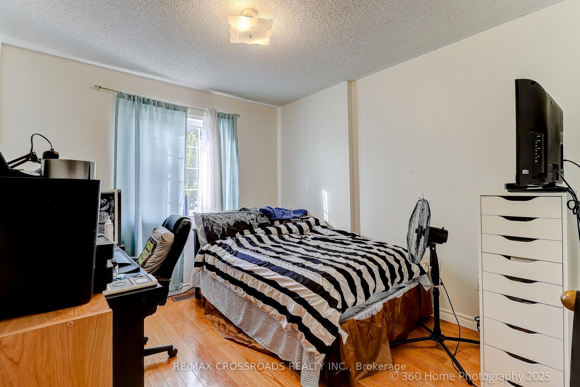 Photo 13 of 29 Billingsley Crescent, Markham, Cedarwood — HOMEH