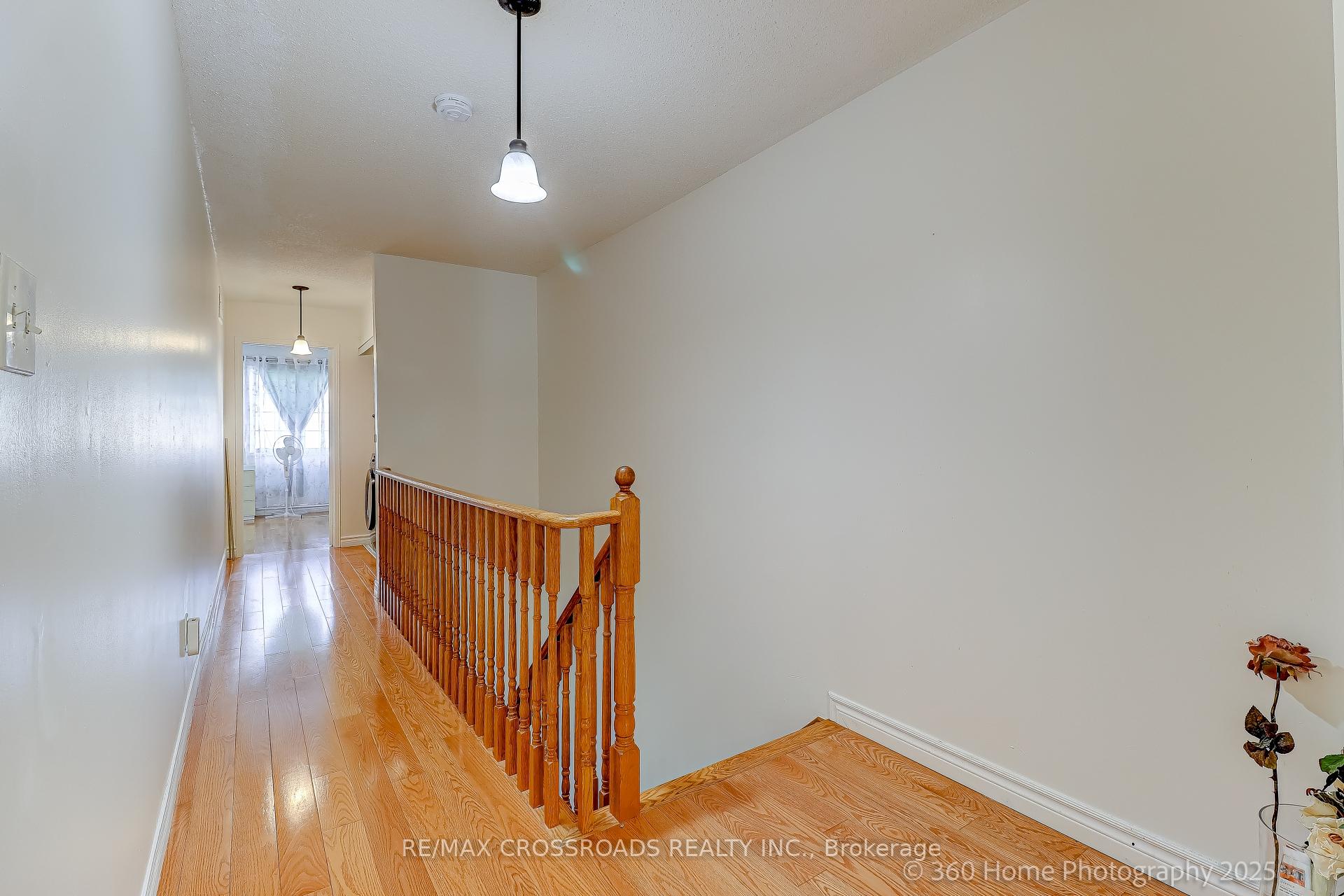 Photo 15 of 29 Billingsley Crescent, Markham, Cedarwood — HOMEH